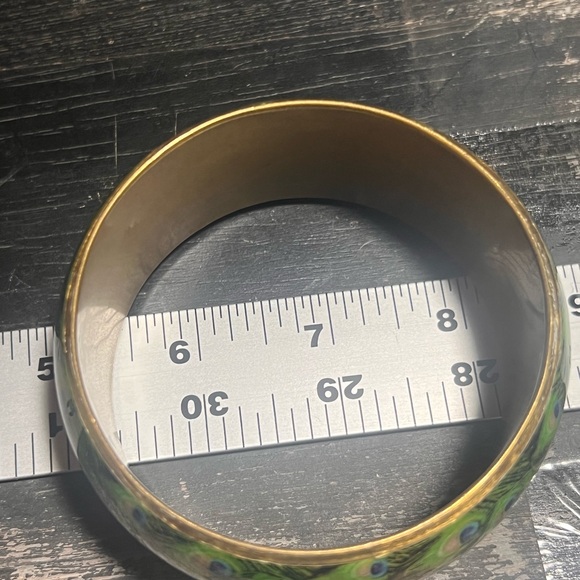 1-1/2” Beveled Peacock Feather Pattern Bangle Bracelet - Picture 6 of 6